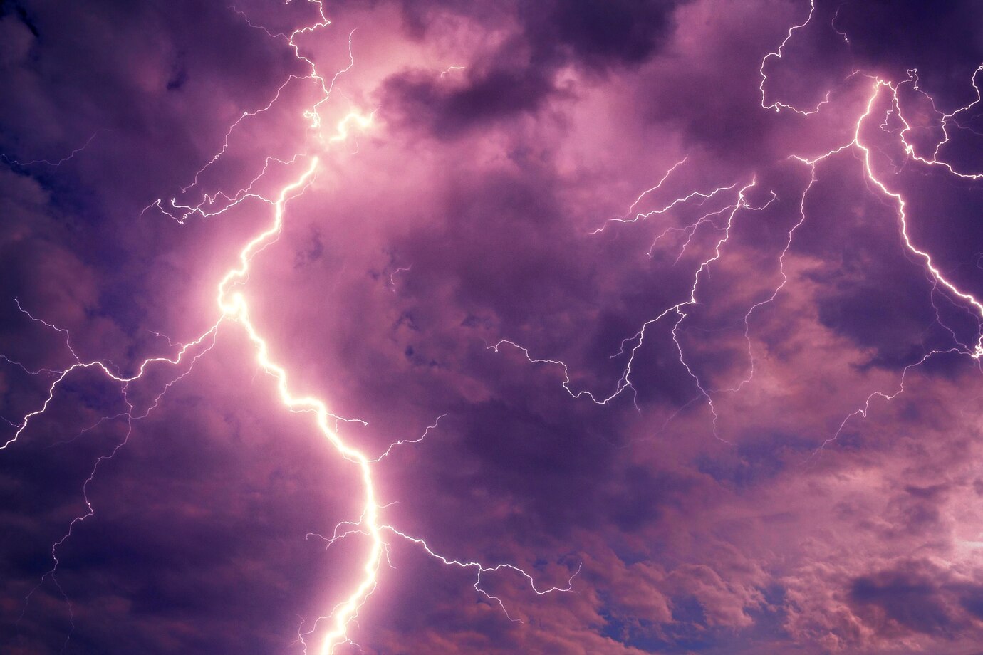 weather-effects-composition_23-2149853308